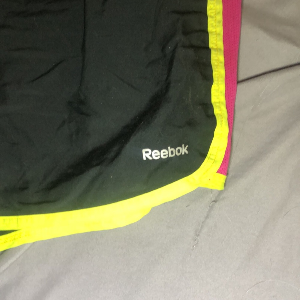Running shorts - Picture 2 of 4